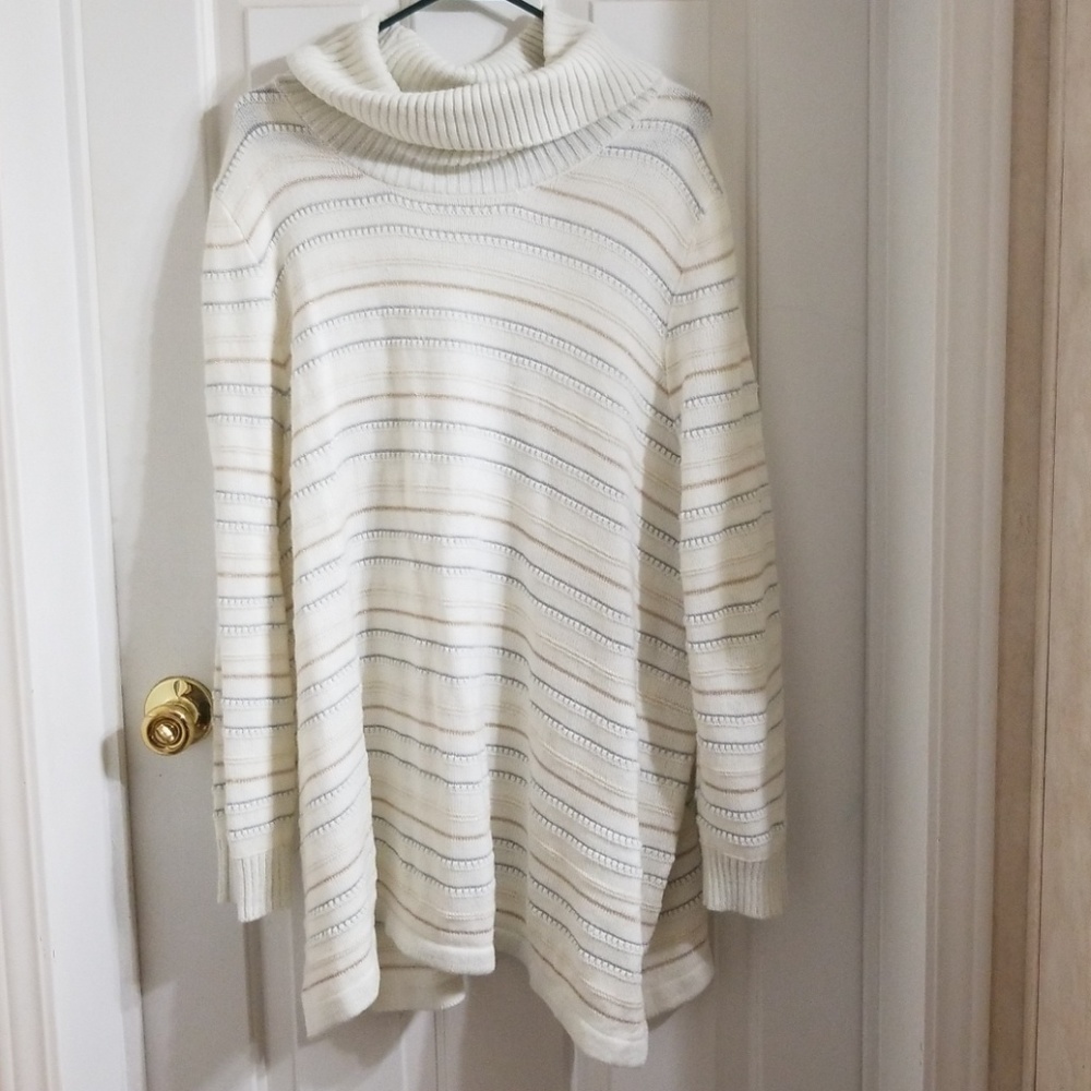 Oversized plus size sweater